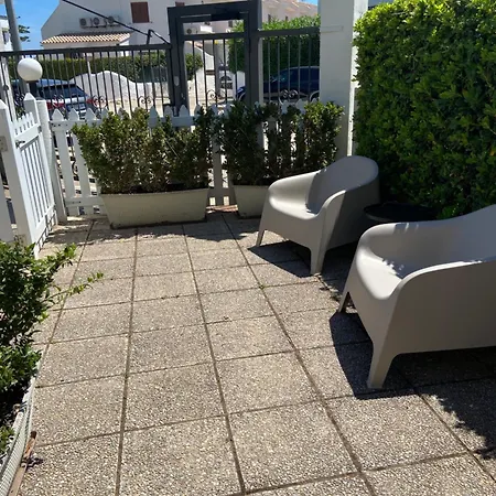Adosado En Dénia, Marinas